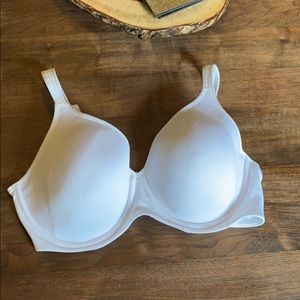 brand new never worn Bali cool comfort bra